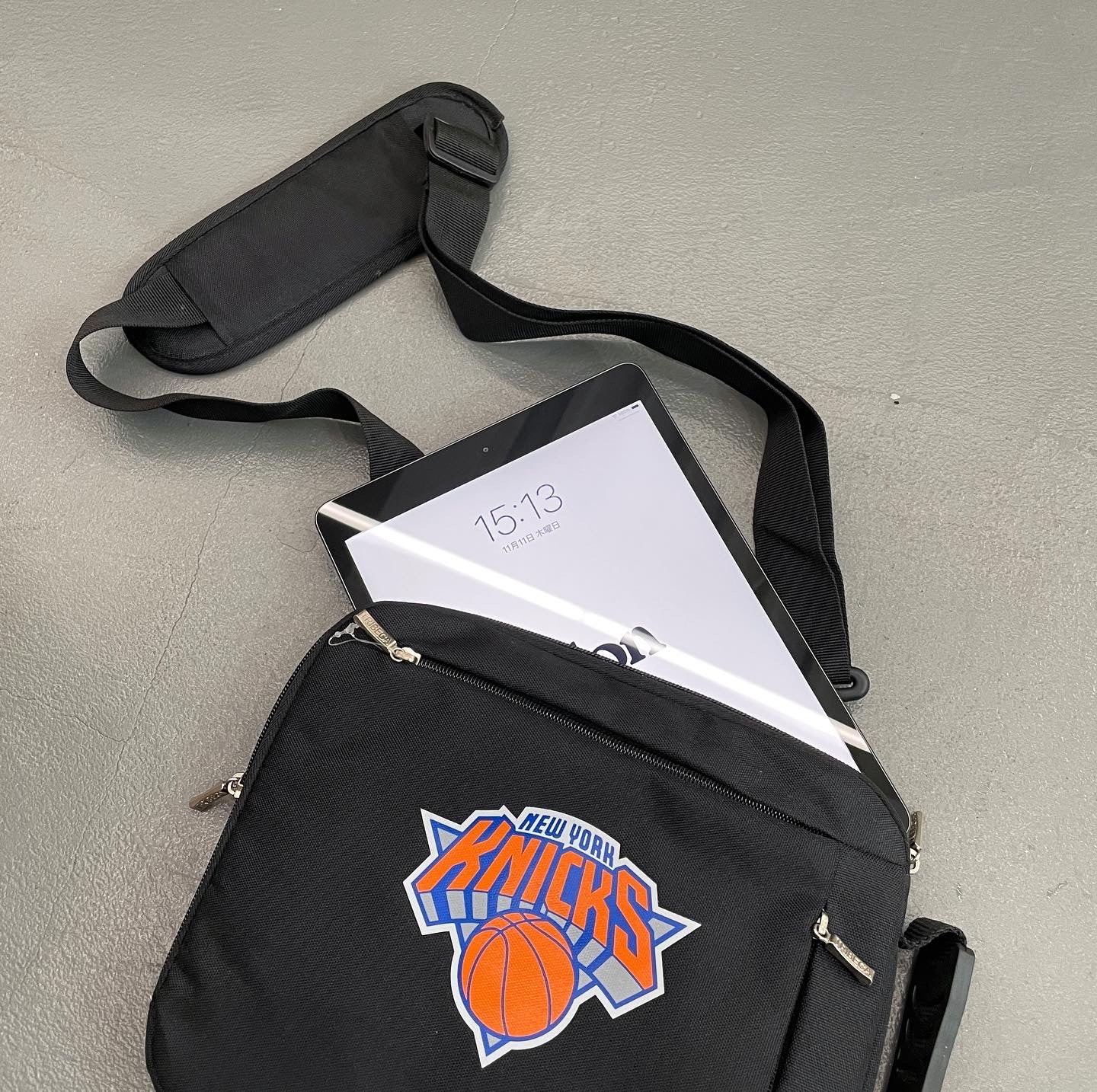 New York Knicks TRIBECA iPad Shoulder Bag