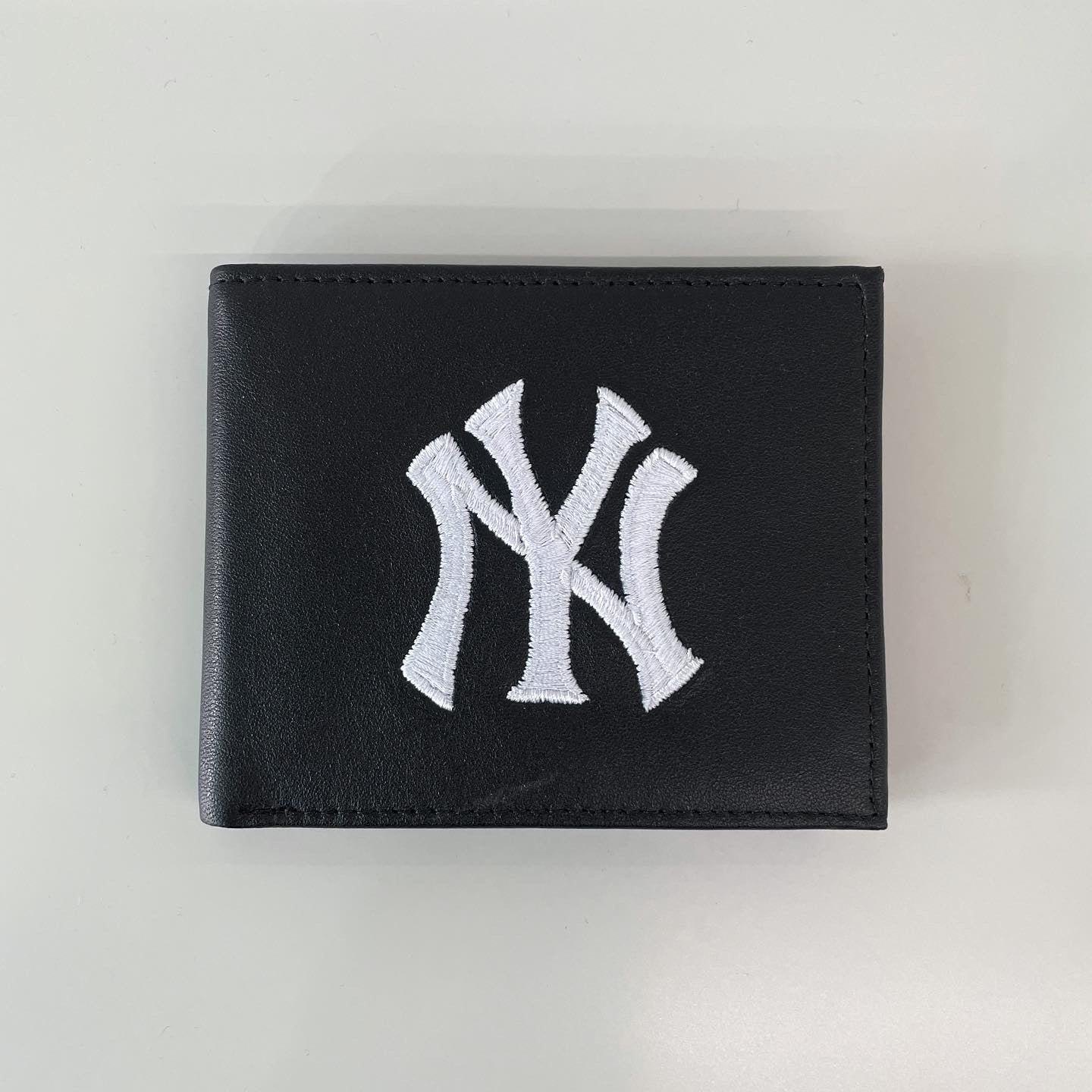 New York Yankees Leather Wallet