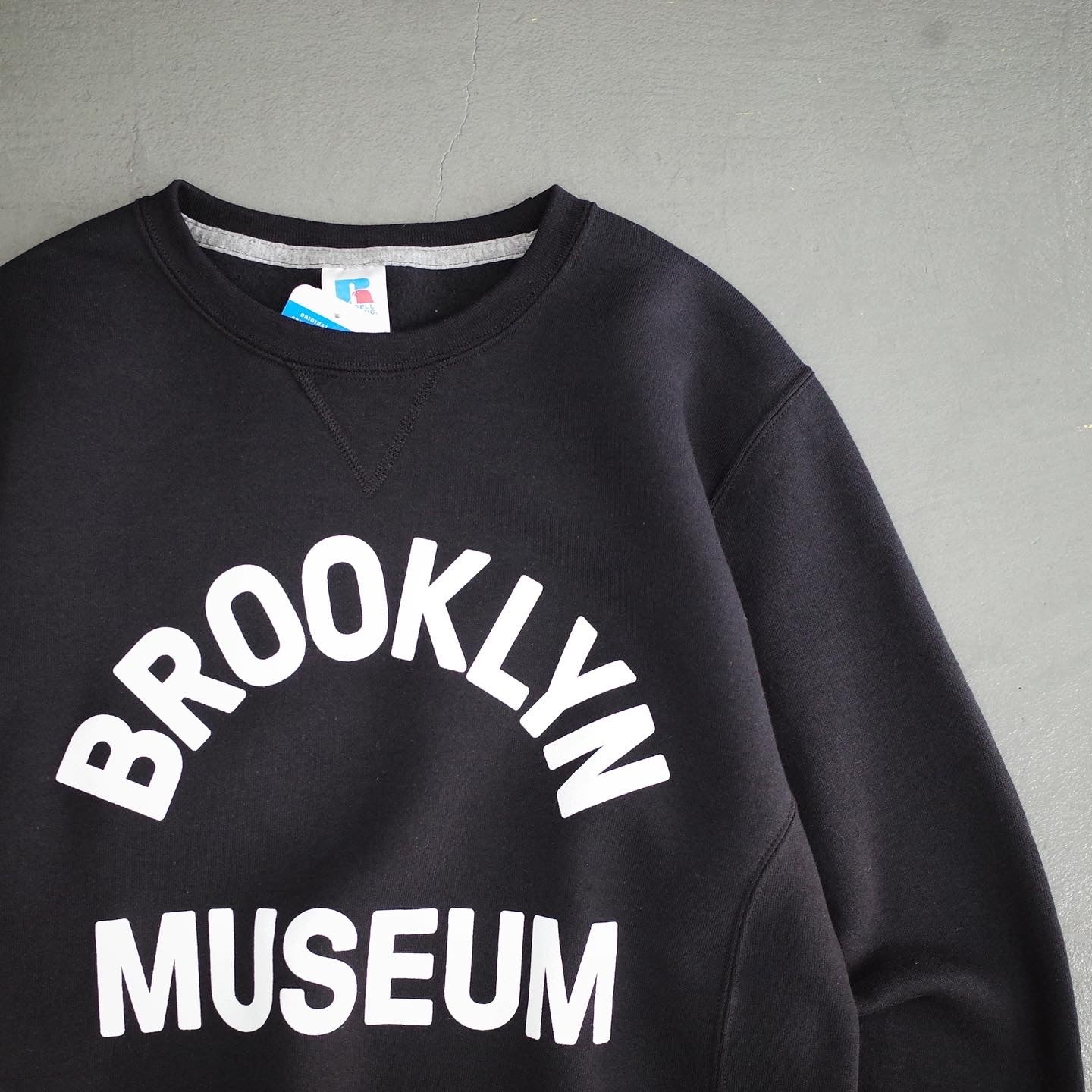 BROOKLYN MUSEUM Crewneck Sweatshirt – SLON STORE
