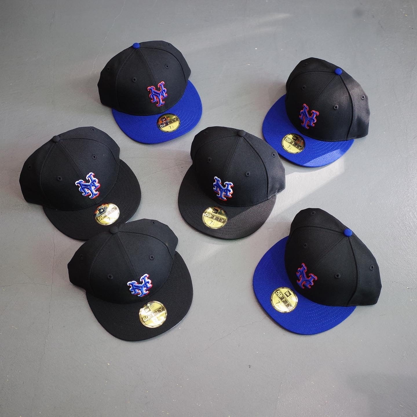 New Era New York Mets Crossroads Collection (Queens) Shea Stadium Capsule  Hats Exclusive 59Fifty Fitted Hat Black/Orange Men's - SS21 - US