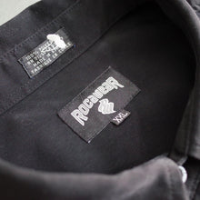 Load image into Gallery viewer, Roca Wear Y2K Black Shirt
