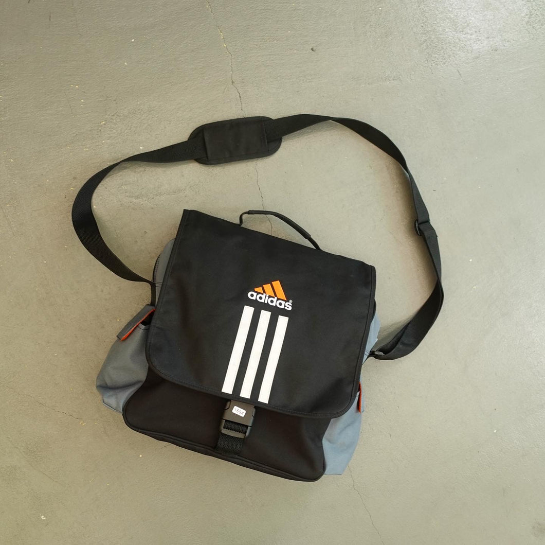 Old Adidas Shoulder School Bag