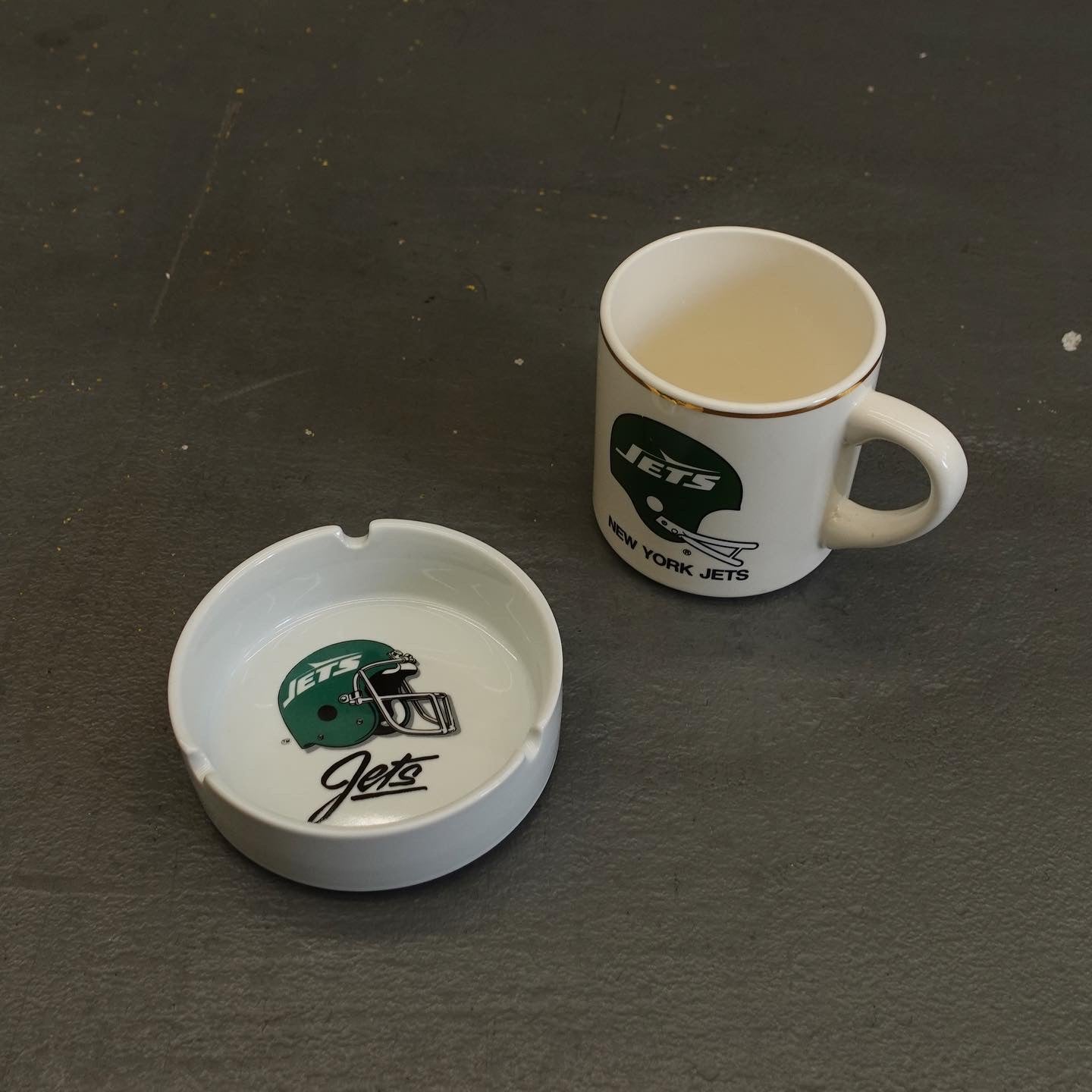 New York Jets Ashtray & Mug