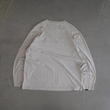 Load image into Gallery viewer, GAP Heavyweight L/S Tee
