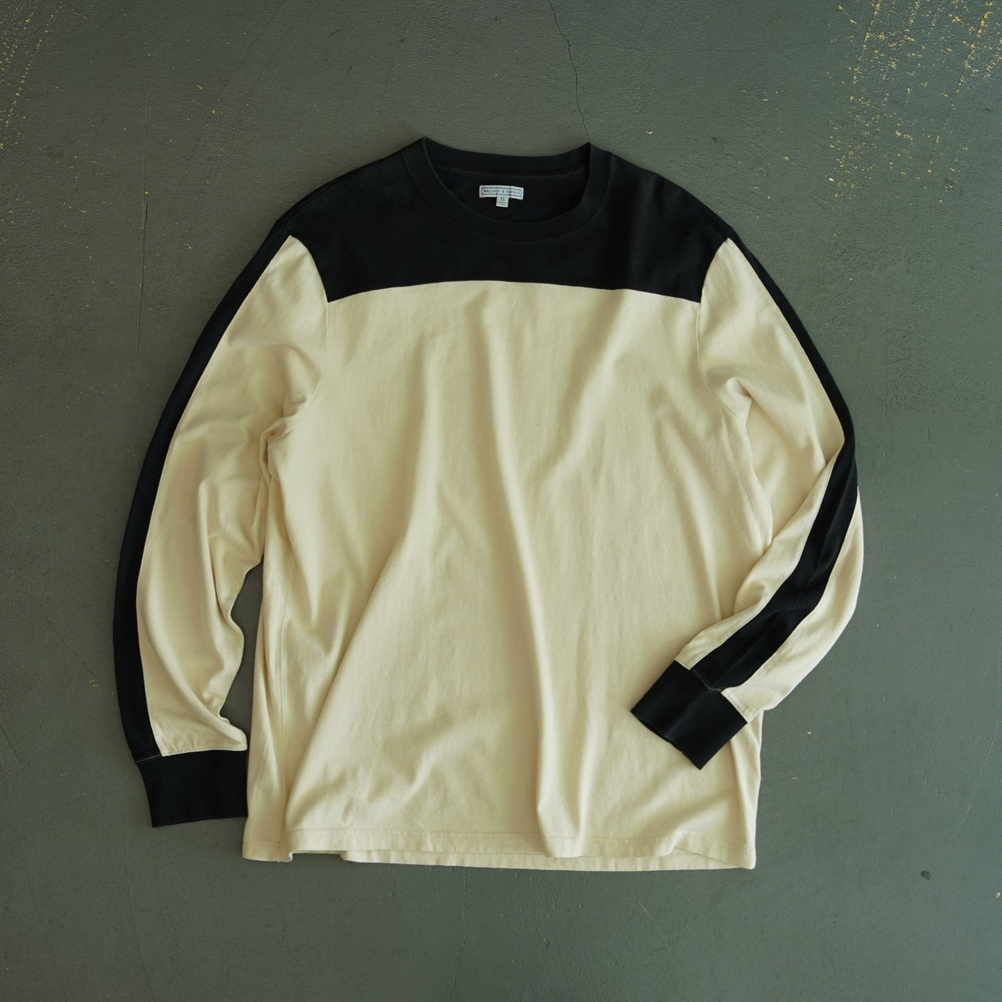 WALLACE & BARNES Heavyweight L/S Tee