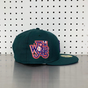 New Era Yankees Hat, H&M Green Pull, Green Scarve #STREETSTYLE