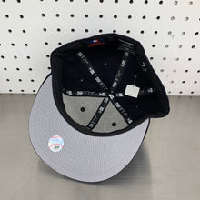 Load image into Gallery viewer, New York Yankees New Era 59FIFTY Fitted Cap &quot;All Navy&quot;
