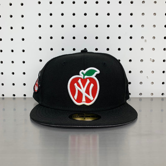 New York Yankees New Era 59FIFTY Fitted Cap "Apple- Black"