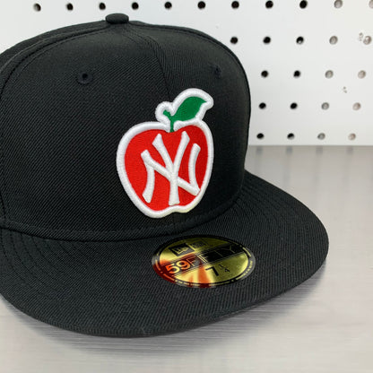 New York Yankees New Era 59FIFTY Fitted Cap "Apple- Black"