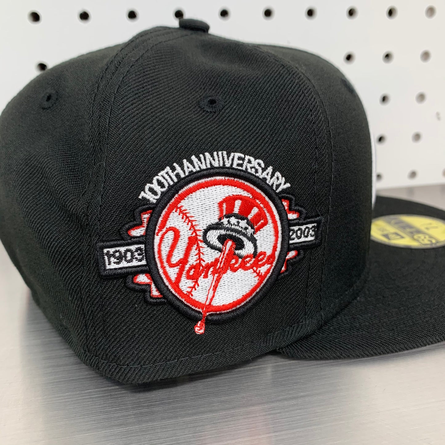 New York Yankees New Era 59FIFTY Fitted Cap "Apple- Black"
