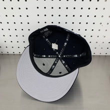 Load image into Gallery viewer, Welcome to Fabulous Queens New Era 9FIFTY SnapBack Cap
