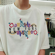 Load image into Gallery viewer, Vintage New York Souvenir Tee
