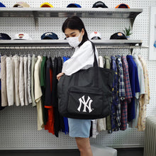 Load image into Gallery viewer, New York Yankees Fold Away Tote

