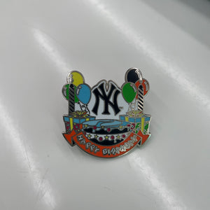 Yankees Happy birthday Pin